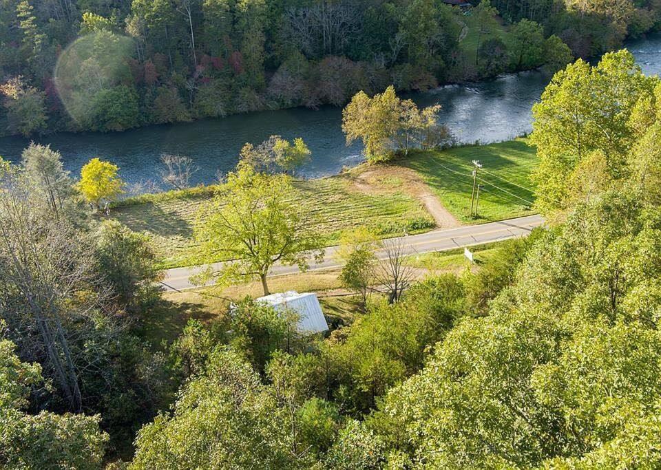 Riverside Relaxer W/Hot Tub+Fire Pit +Wifi & View Franklin Buitenkant foto