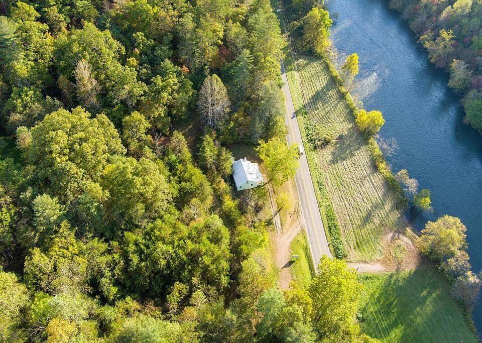 Riverside Relaxer W/Hot Tub+Fire Pit +Wifi & View Franklin Buitenkant foto