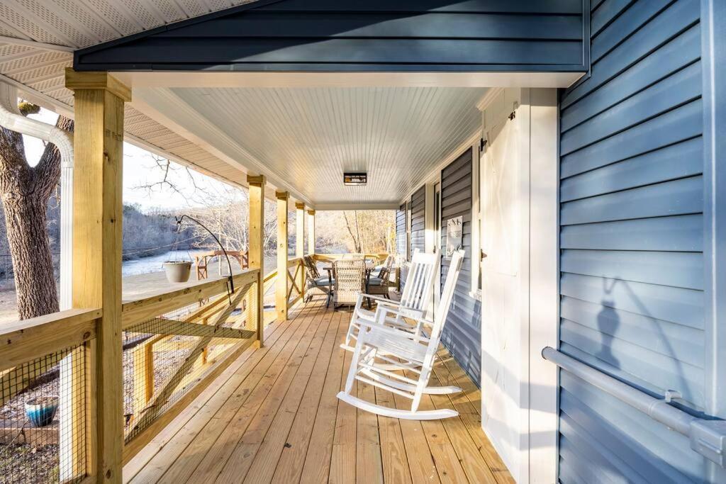 Riverside Relaxer W/Hot Tub+Fire Pit +Wifi & View Franklin Buitenkant foto